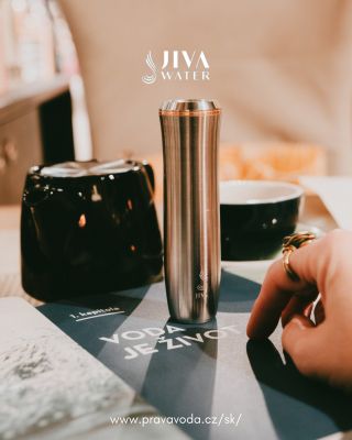 Predstavme si jednu kvapku vody. Cesta tejto kvapky sa nezačína a nekončí v jednom okamihu, jej životný cyklus je...