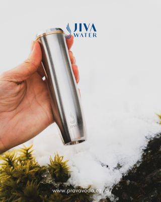 Štvrté skupenstvo vody! 💧 Vedci z Karlovej univerzity priniesli prevratný výskum o kondenzovanej vode, ktorá nie je len...